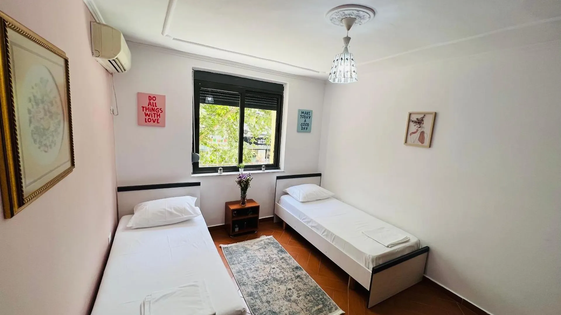 Skerdi'S Apartment - City Center Tirana